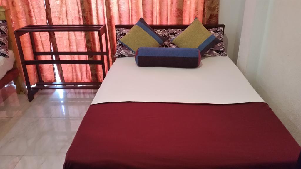 Bevary City Hotel Anuradhapura Dış mekan fotoğraf